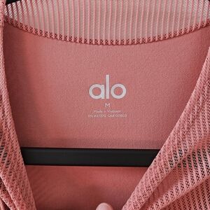 ALO Yoga Coral Top